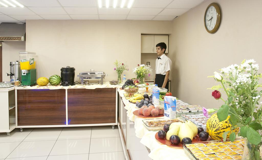 Egemen Hotel Mersin  Bagian luar foto