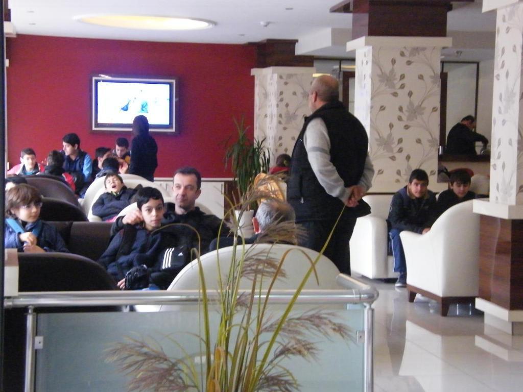 Egemen Hotel Mersin  Bagian luar foto