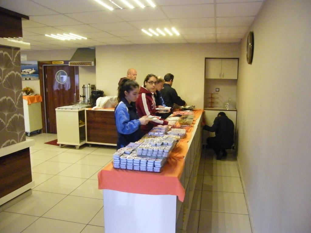 Egemen Hotel Mersin  Bagian luar foto